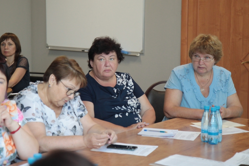 Учительская зарплата в Приморье: трудности перехода к НСОТ